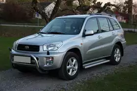 Toyota RAV4 2.0L VVTI à 3000EUR