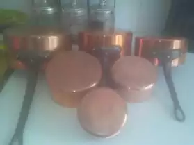 Batterie de casserole en cuivre épais