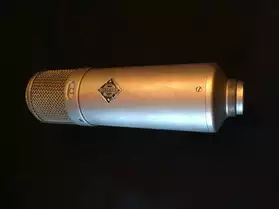 Neumann U47 microphone à lampe