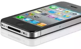 Recherche Iphone 4 ou 4s de 200 à 250EUR