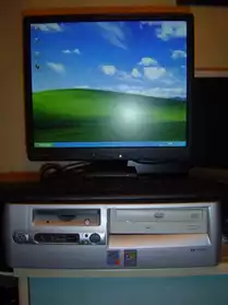 ordinateur d bureau av écran 17p,tbé