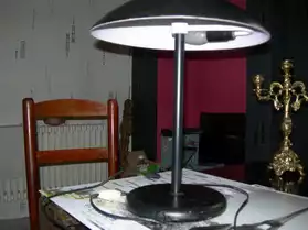 lampe de bureau métallique