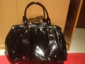 Grand sac noir brillant