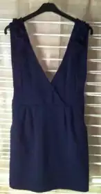 Jolie robe courte bleu marine T36