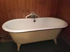 baignoire ancienne en fonte émaillée