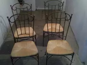 table en chene et 4 chaises en fer forge