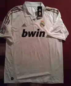 Maillot REAL MADRID dom 11/12 "BENZEMA"