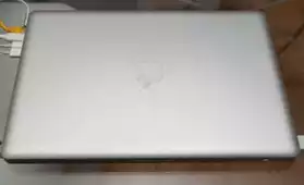 MacBook Pro Uniboby quad core i7
