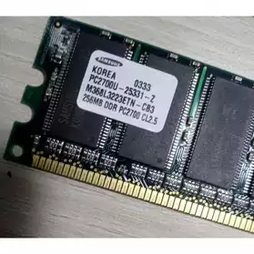 Barrette RAM SAMSUNG 256MB DDR PC2700 CL