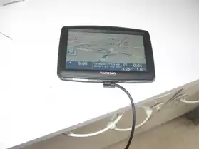 GPS TOMTOM XXL+ACESSOIRES