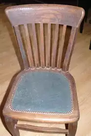 chaise acienne de bureau