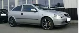 Opel Astra ii 2.0 16s dti sport 3p