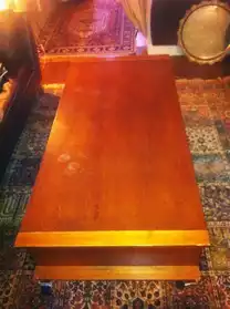 Table basse en bois avec rangement