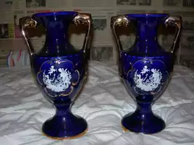 paire de vases en porcelaine Italy