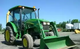 tracteur John Deere 5325 Farm