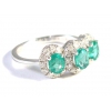 18 kt gold ring with emeralds and diamon