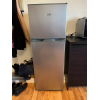 Réfrigérateur congélateur peu servi