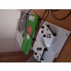 Xbox One S+2 manettes+L'OmbreDeLaGuerre