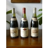 trois jolies bouteilles de vin