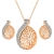 Petite Annonce : Parure ciselée strass - Parure de Bijoux avec un Collier et une paire de Boucles d\'oreilles Petite Annonce : Parure ciselée strass - Parure de Bijoux avec un Collier et une paire de Boucles d\'oreilles