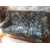 Petite Annonce : Canape 3 places vintage - A vendre Canapé 3 places, non convertible, tissu velours fleuri en Petite Annonce : Canape 3 places vintage - A vendre Canapé 3 places, non convertible, tissu velours fleuri en